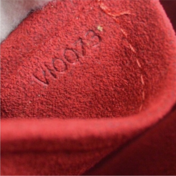 Louis Vuitton Monogram Excentri-Cite - Picture 8 of 11